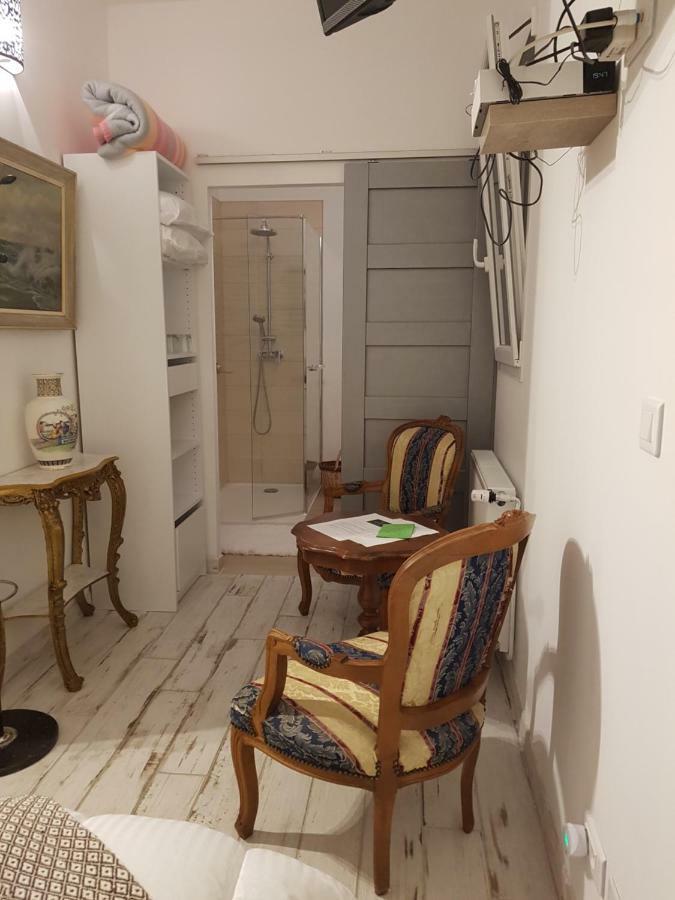 Bed and Breakfast La longere Des Glycines Egligny Exterior foto