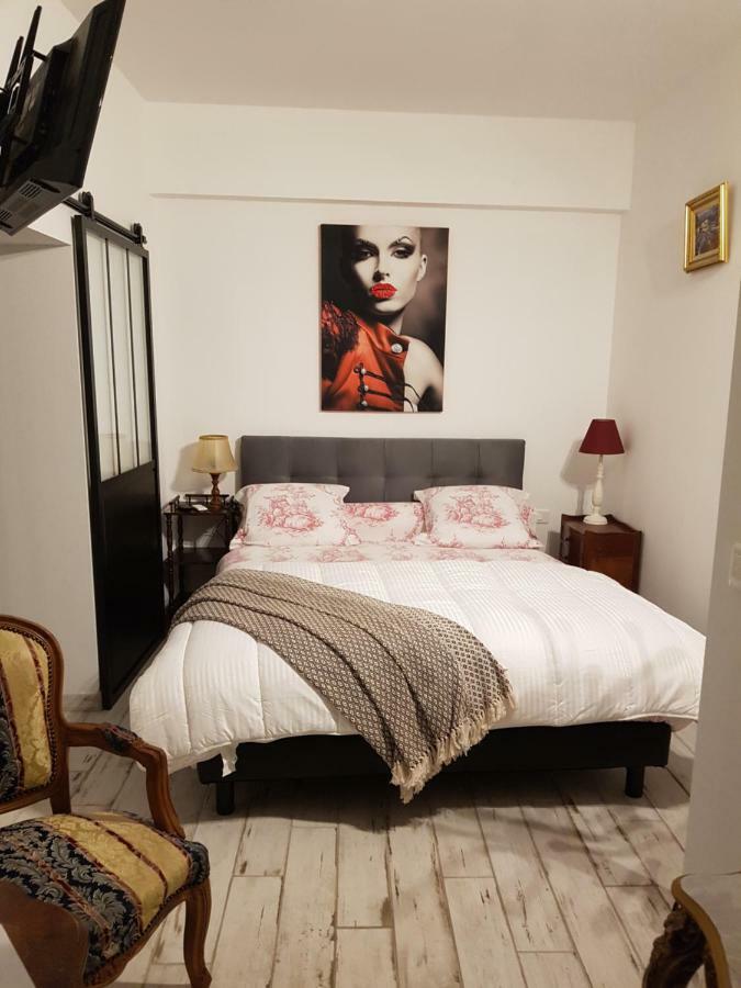 Bed and Breakfast La longere Des Glycines Egligny Exterior foto